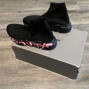 Balenciaga speed lt graffiti